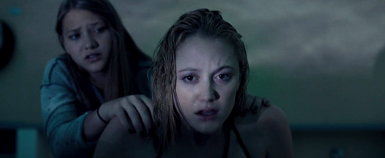 maikamonroe-itfollows05381.jpg
