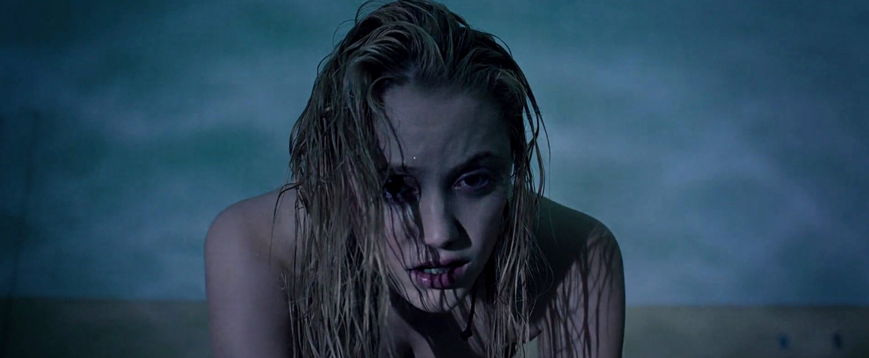 maikamonroe-itfollows05427.jpg