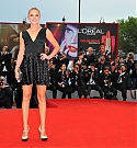 Maika2BMonroe2BMaster2BPremiere2B69th2BVenice2BFilm2BzKiOLqegf1Yx.jpg
