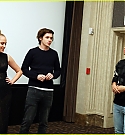 alex-roe-nick-robinson-hit-up-the-5th-wave-just-jared-screening-22.jpg