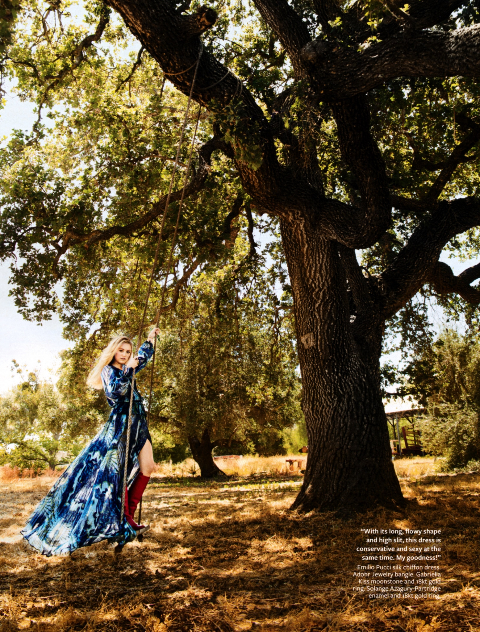 maika_monroe_1012_instyle_us_05.jpg