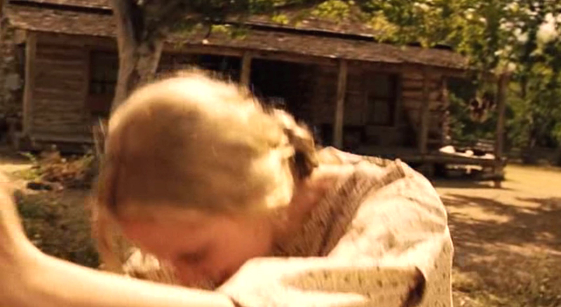 maikamonroe00722.jpg