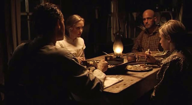 maikamonroe01101.jpg