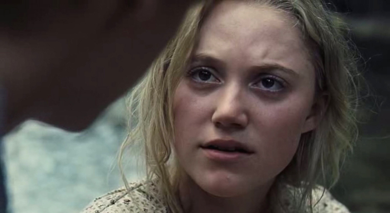 maikamonroe03897.jpg